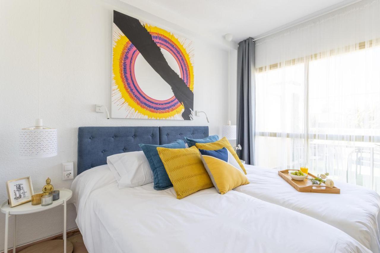 Oleholidays 325 Romana Playa Vistas Al Mar Marbella Exteriör bild