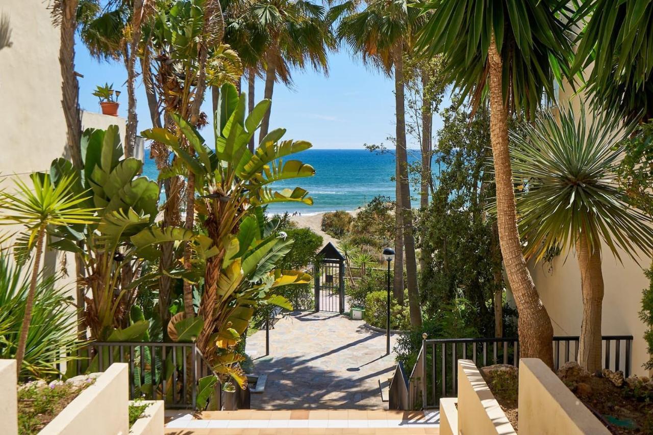 Oleholidays 325 Romana Playa Vistas Al Mar Marbella Exteriör bild